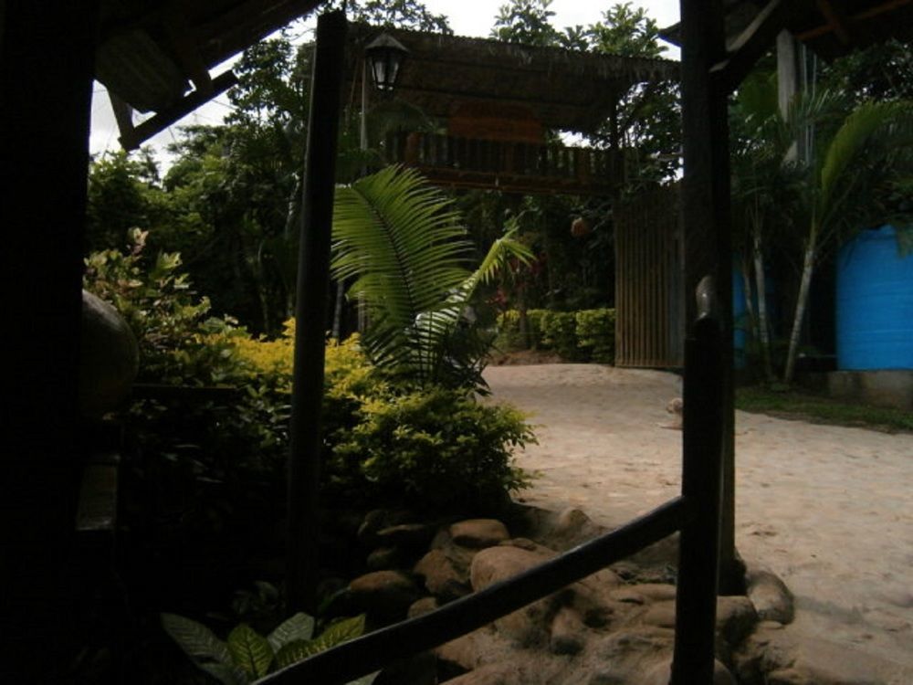 Lodge Madera Labrada Ecologico *